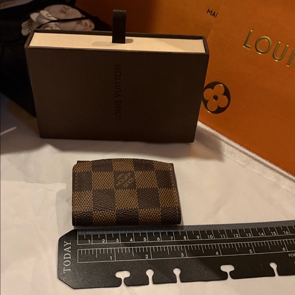 RARE Louis Vuitton Damier Ebene Micro Pouch • Jewelry & Cufflink Case - Picture 3 of 15